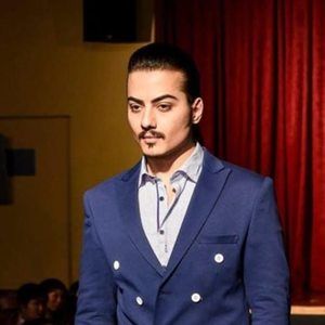 Meet your Posher, Omar